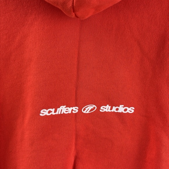 Scuffers Iconic Hoodie Mens Size Medium Red Graphic Pullover Boxy Fit - Picture 4 of 6